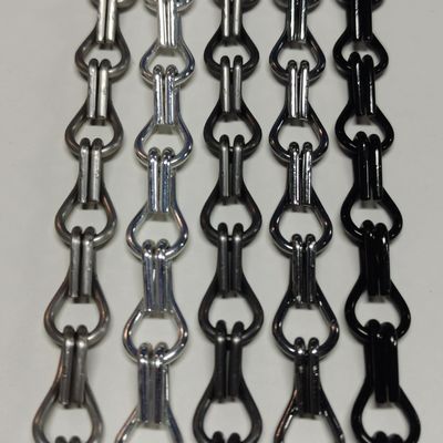 Flexible Aluminium Chain Fly Screen Suitable for in Warehouses Factories and Commercial Buildings Providing Insect Control