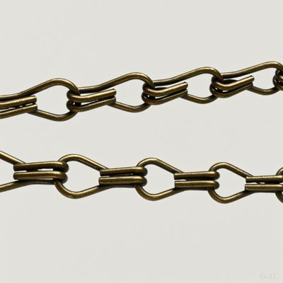 Strong and Durable Aluminium Chain Fly Screen Ideal for in Food Processing Plants