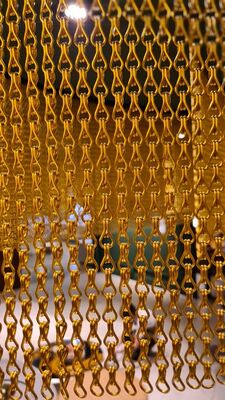 12x24mm Chain Size Aluminium Chain Fly Screen with 60% Open Area and 1.2mm Wire Diameter for Effective Fly Control