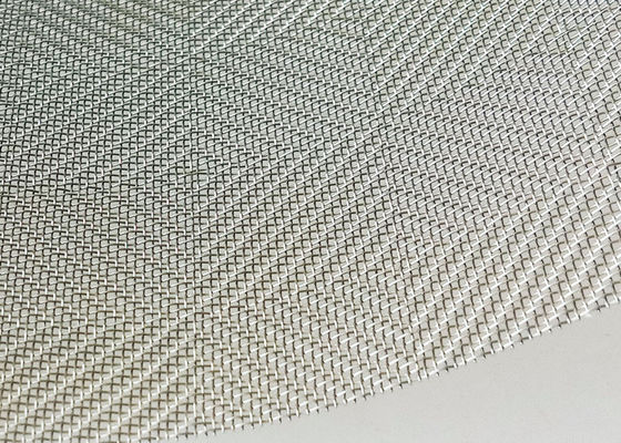 0.5mm Glass With Fabric Interlayer Anti Alkali Woven Metal Mesh Fabric ODM